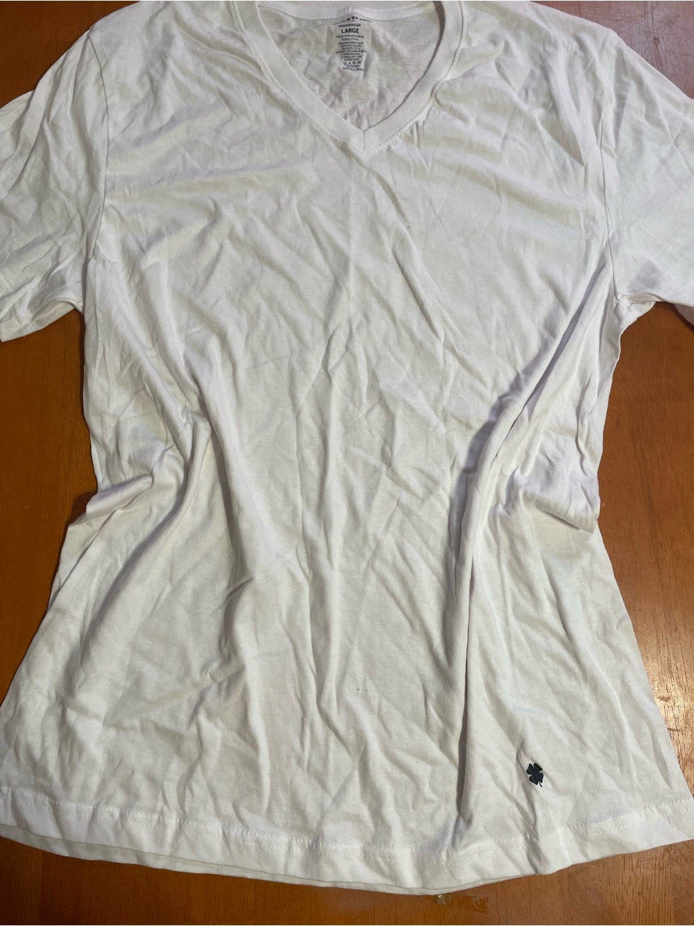 Lucky Brand Men's White V-Neck Short Sleeve Tee